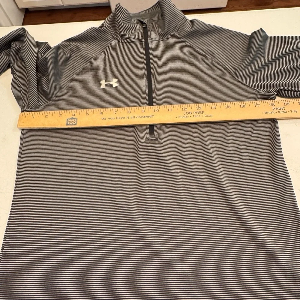 Under Armour Loose Heat Gear 1/4 Zip Pullover Gray Stripes Size S‎ performance